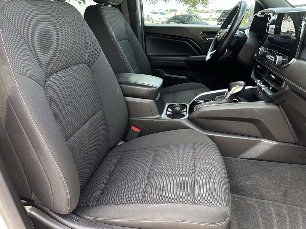 Used 2023 Chevrolet Colorado LT RWD image 10
