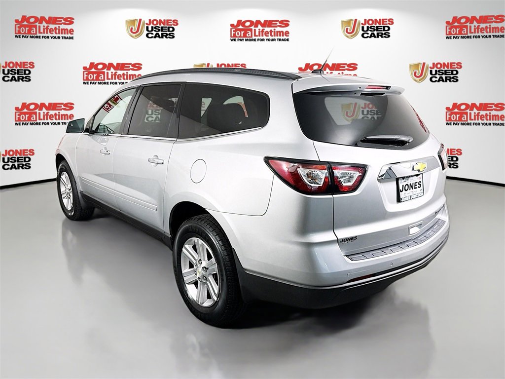 Used 2014 Chevrolet Traverse LT image 2