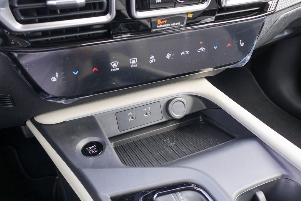 New 2026 Nissan Sentra SL image 13