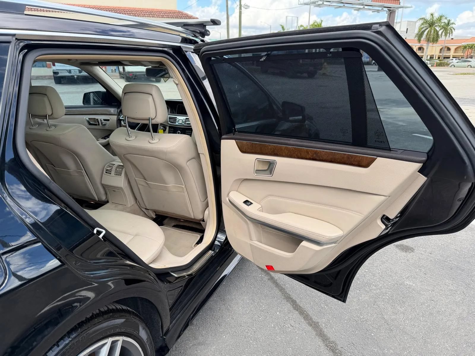 Used 2016 Mercedes-Benz E 350 4MATIC Wagon w/ Premium Package image 21