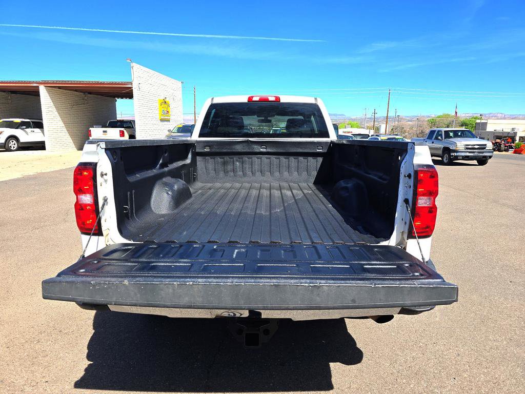 Used 2017 Chevrolet Silverado 2500 W/T AWD/4WD image 13