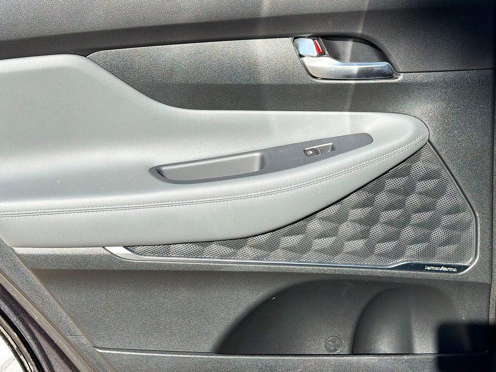 Used 2023 Hyundai Santa Fe SEL w/ Premium Package image 24