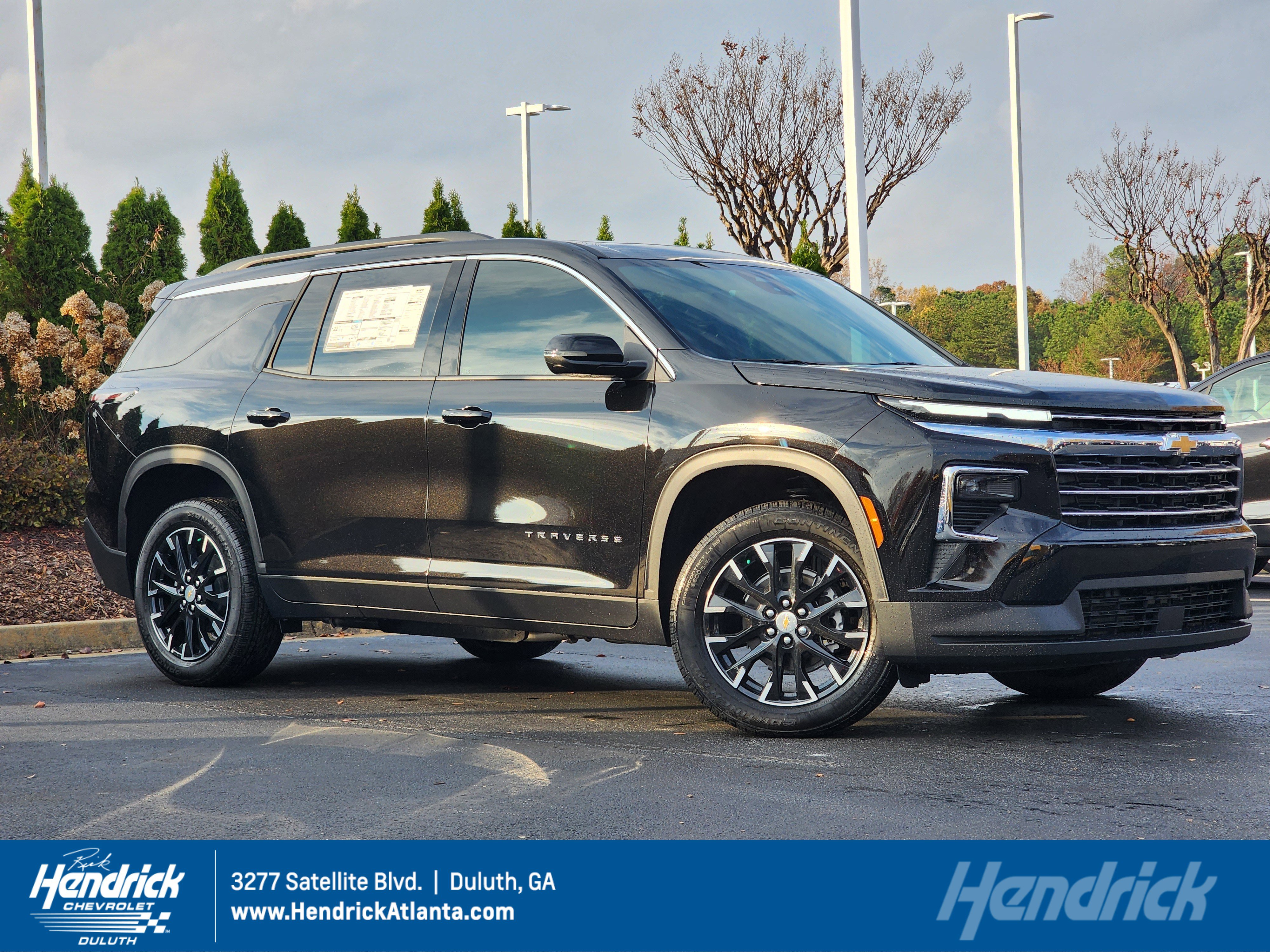 New 2026 Chevrolet Traverse LT image 1