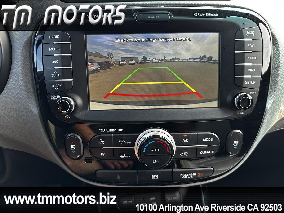 Used 2016 Kia Soul + w/ Primo Package image 8