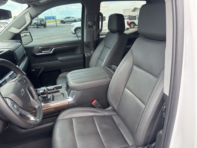 Used 2024 Chevrolet Silverado 1500 RST w/ Convenience Package II AWD/4WD image 13