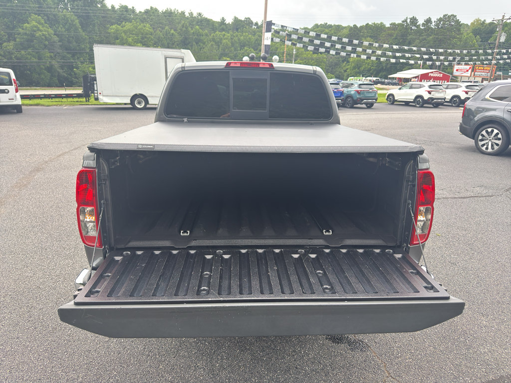 Used 2019 Nissan Frontier SL RWD image 10