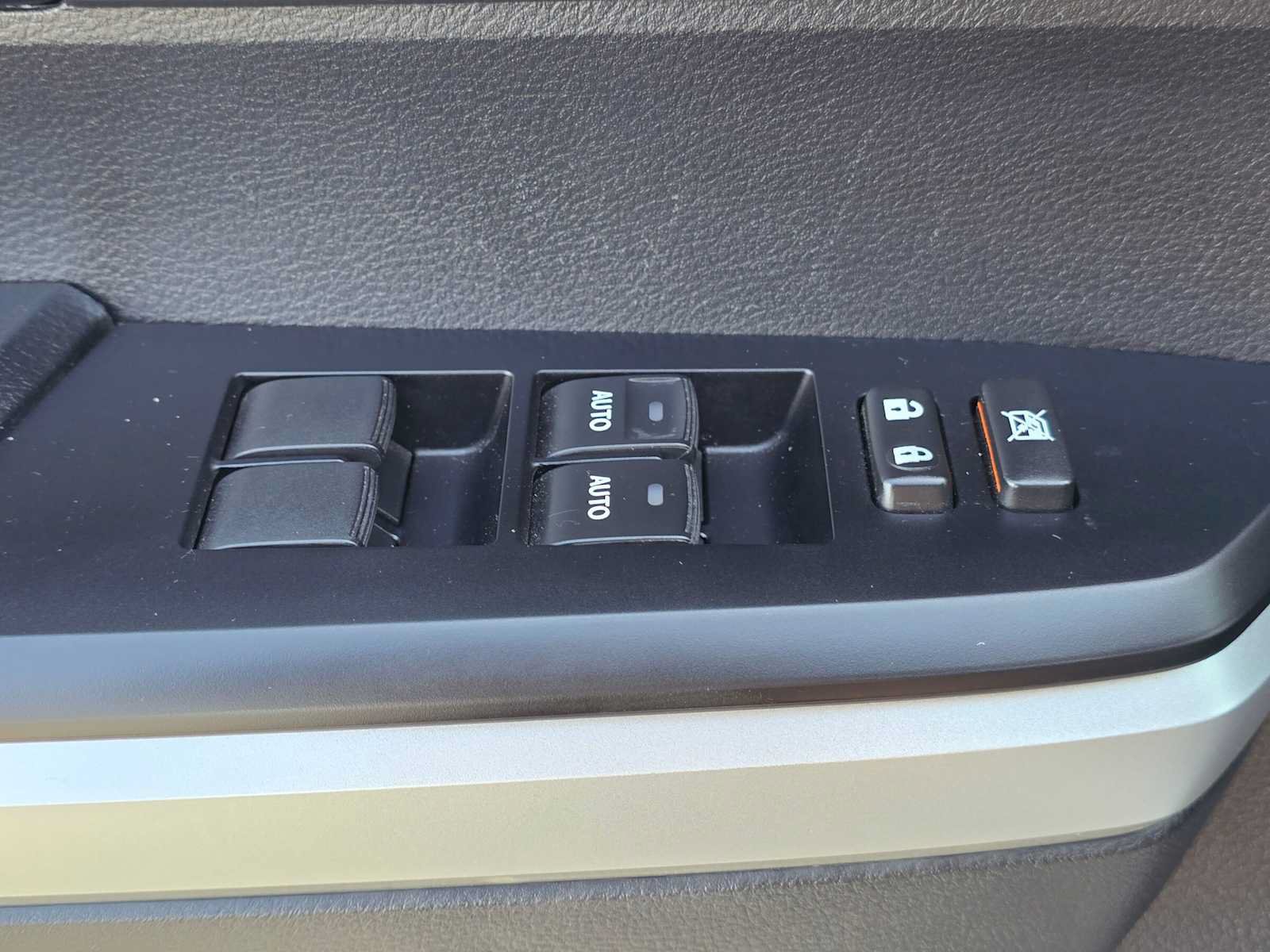 Certified 2020 Toyota Tundra TRD Pro AWD/4WD image 23