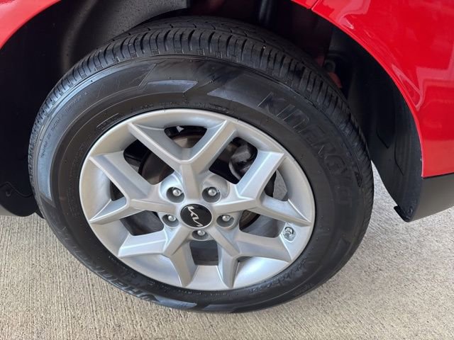 Used 2024 Kia Soul LX w/ Option Group 015 image 36
