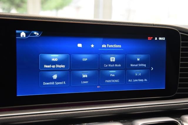 Used 2024 Mercedes-Benz GLS 450 4MATIC image 32