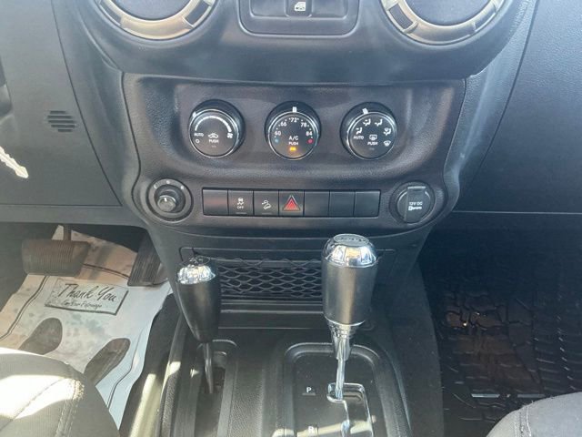 Used 2018 Jeep Wrangler Unlimited Sport AWD/4WD image 27