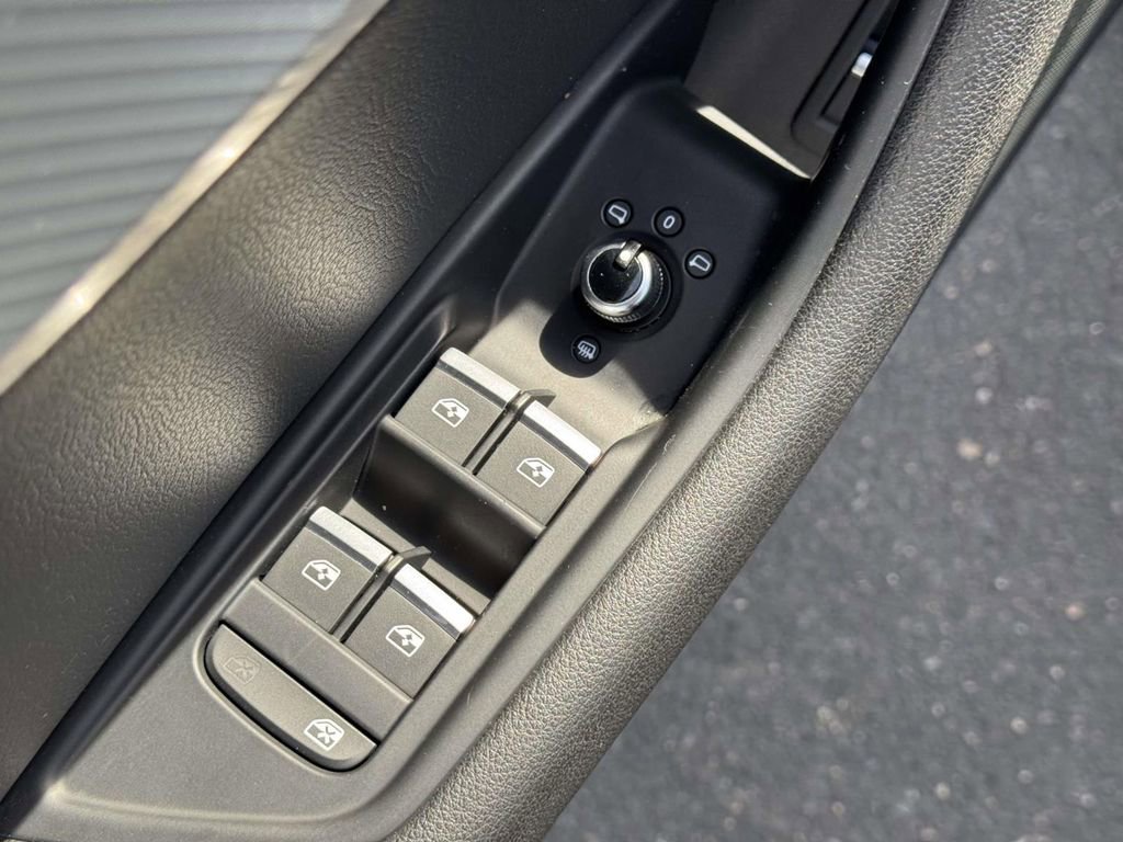 Used 2018 Audi A5 2.0T Premium image 15