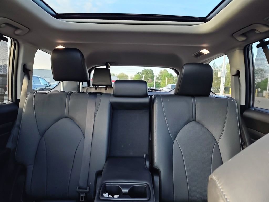 Used 2025 Toyota Grand Highlander AWD image 12