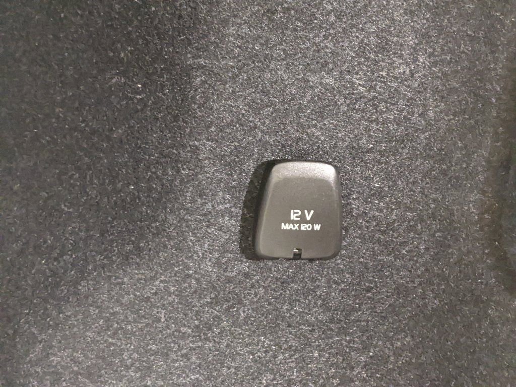 New 2026 Volvo XC40 B5 Ultra w/ Climate Package image 28