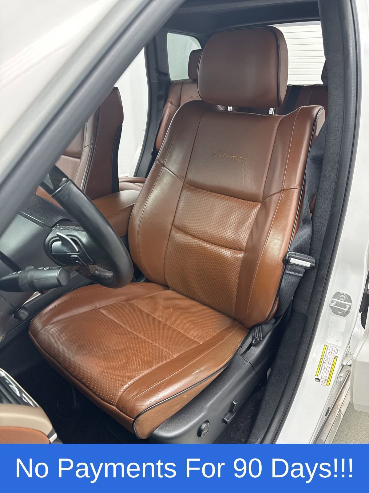 Used 2017 Jeep Grand Cherokee Summit AWD/4WD image 9