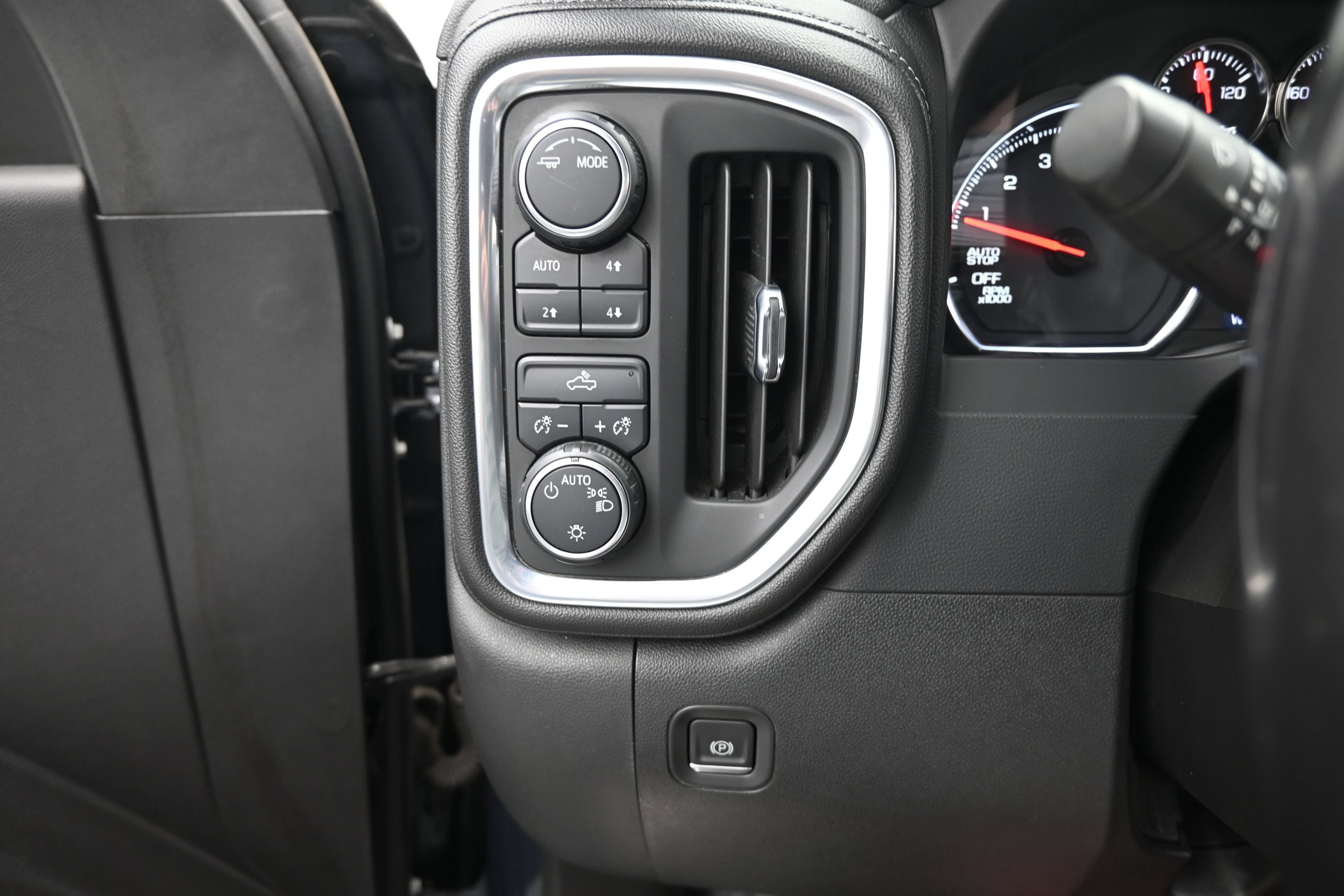 Used 2021 Chevrolet Silverado 1500 LT w/ All Star Edition Plus AWD/4WD image 20