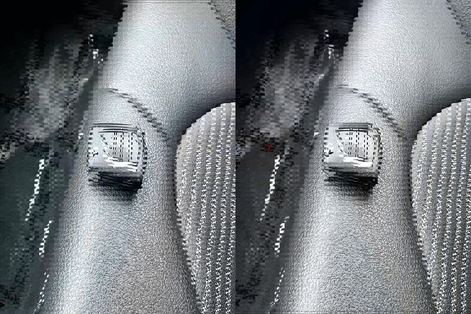 Used 2020 Toyota Camry SE image 14