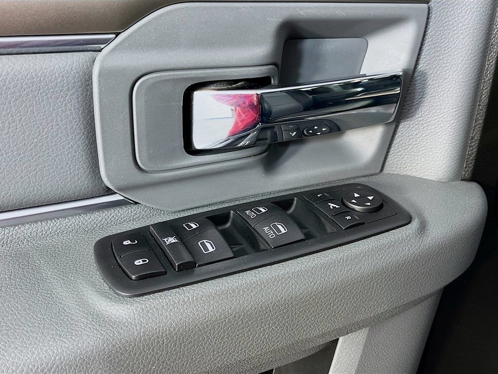Used 2020 RAM 1500 Warlock AWD/4WD image 26