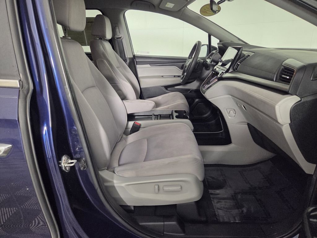 Used 2019 Honda Odyssey EX image 32