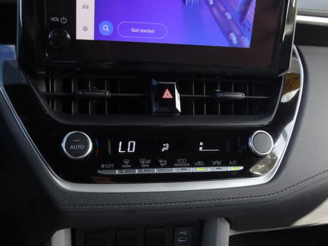 Used 2024 Toyota Corolla Cross Hybrid Nightshade Edition image 31