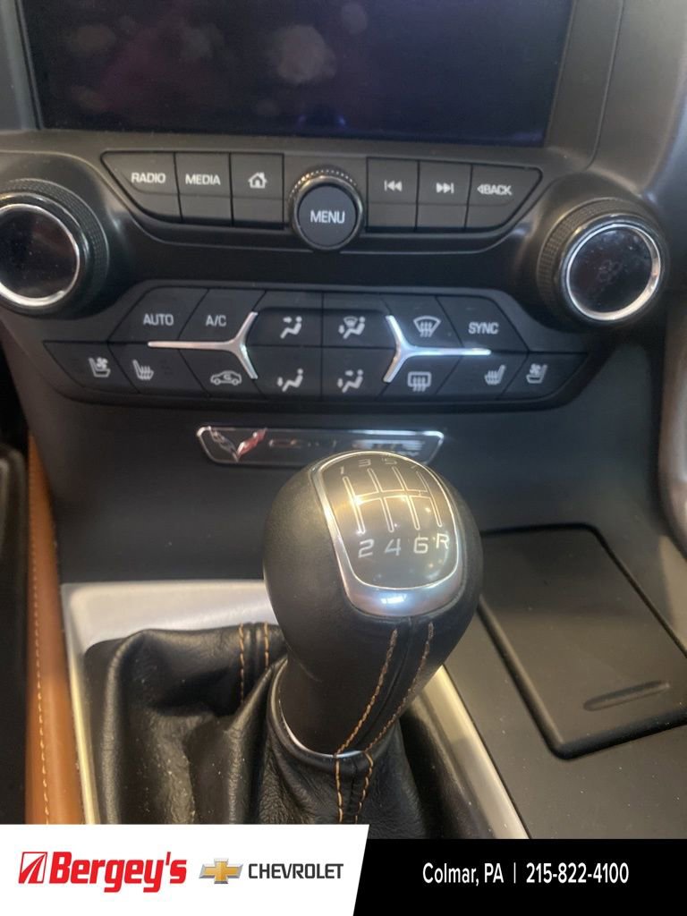 Certified 2015 Chevrolet Corvette Stingray Coupe w/ 3LT Preferred Equipment Group image 31