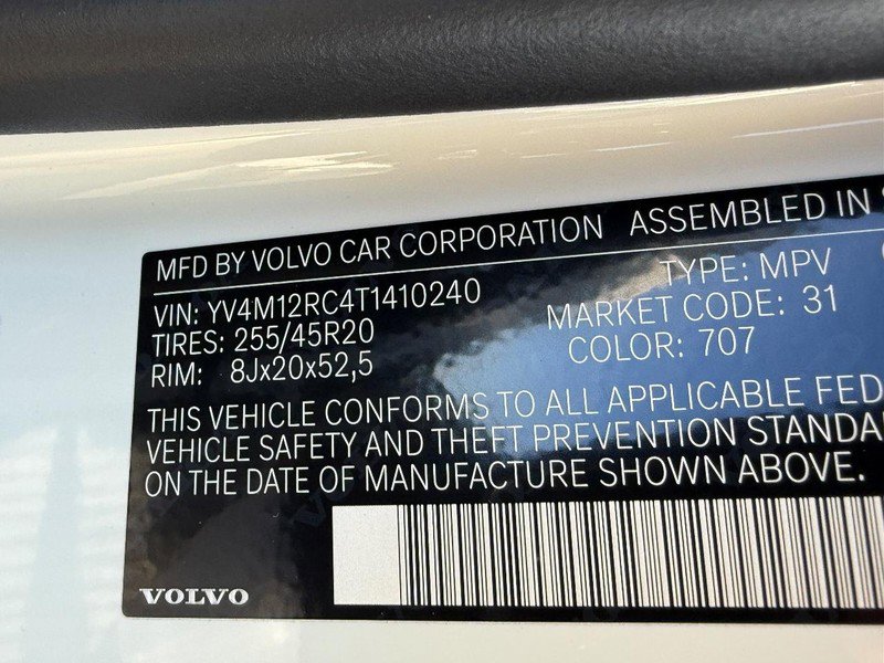 New 2026 Volvo XC60 B5 Plus w/ Climate Package image 15