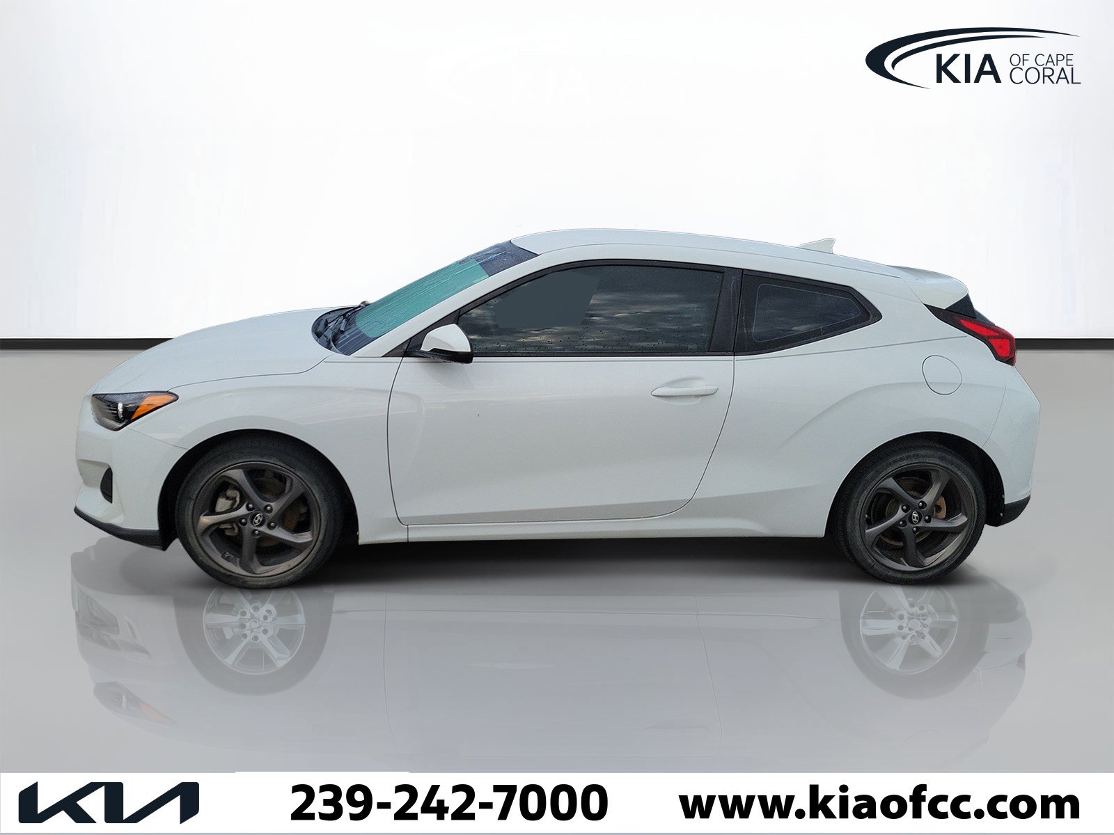 Used 2019 Hyundai Veloster 2.0 FWD image 4