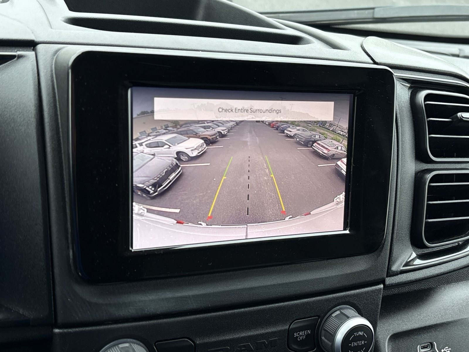 Used 2023 RAM ProMaster 2500 FWD image 18