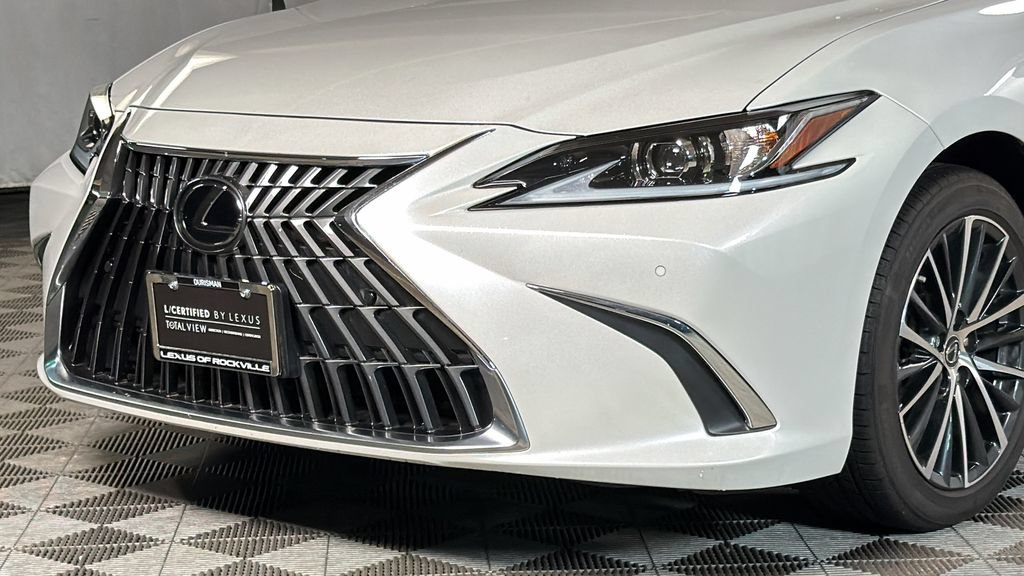 Certified 2024 Lexus ES 350 w/ Premium Package FWD image 3