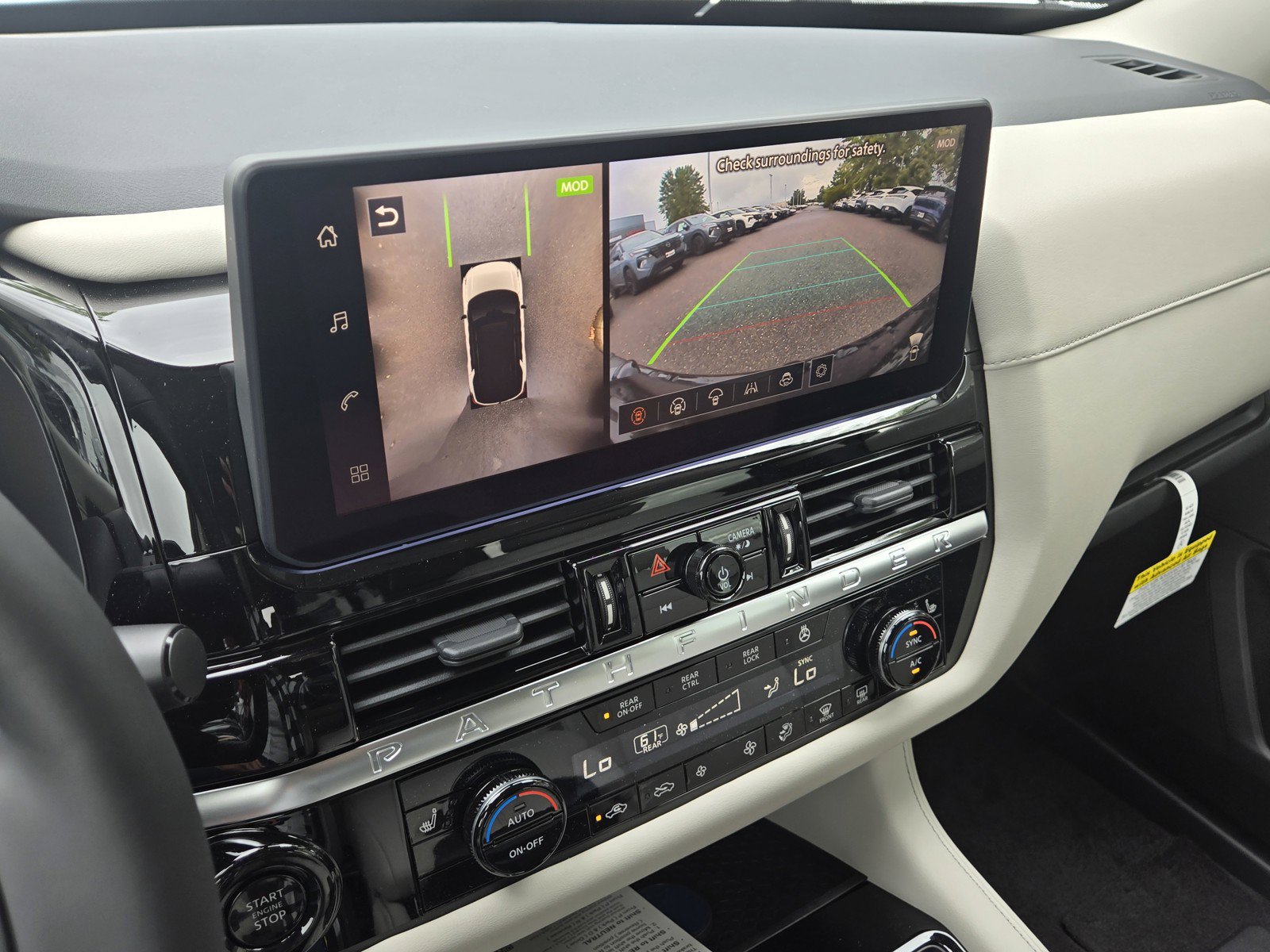 New 2026 Nissan Pathfinder SL AWD/4WD image 14