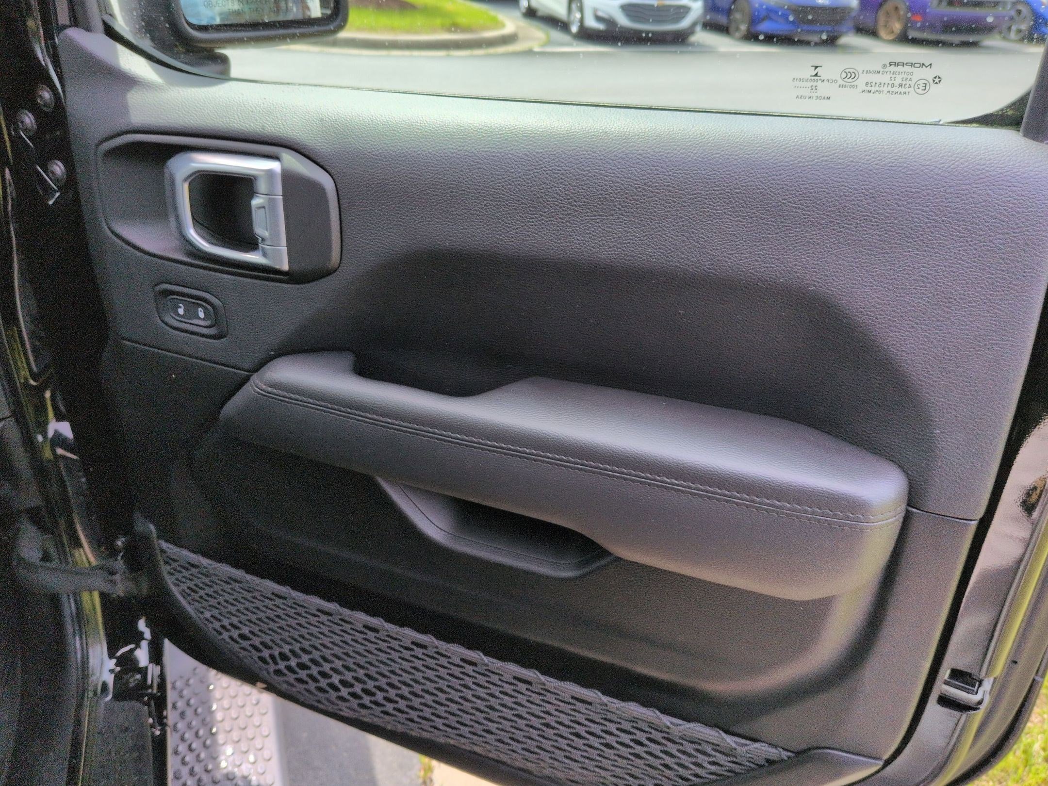 Used 2022 Jeep Wrangler Unlimited Sahara image 22