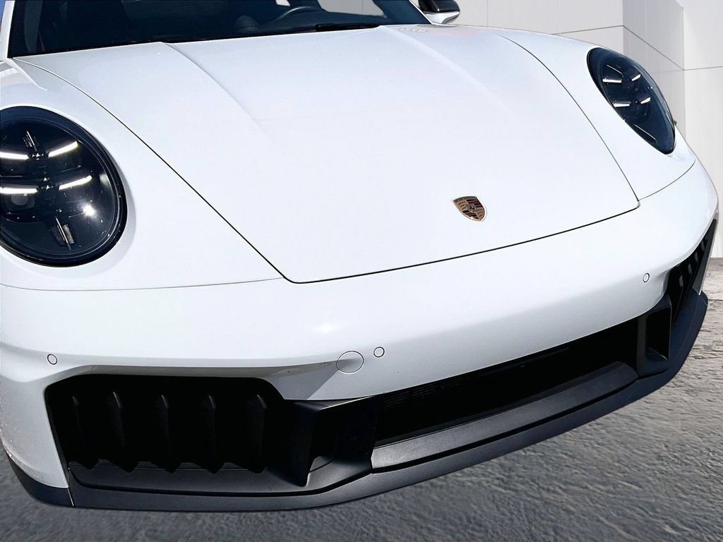 Certified 2025 Porsche 911 Carrera GTS RWD image 20