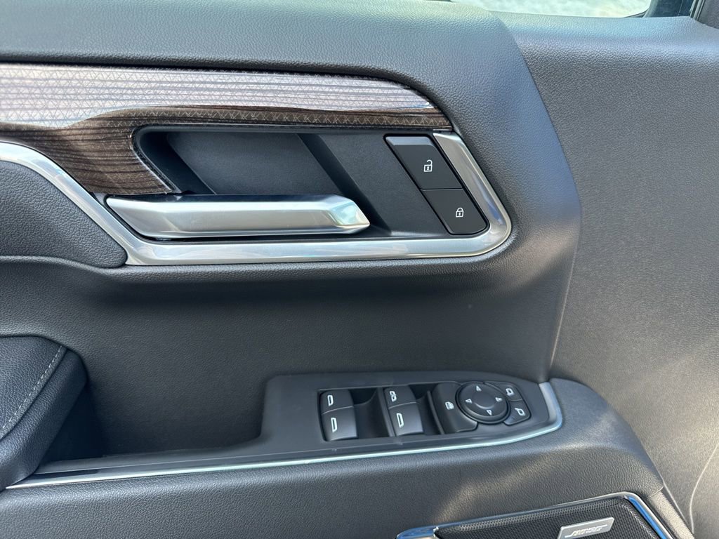 New 2025 Chevrolet Silverado 1500 RST w/ Convenience Package II AWD/4WD image 8