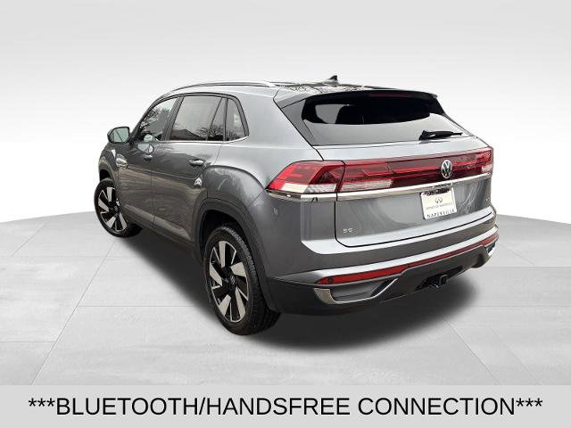 Used 2025 Volkswagen Atlas Cross Sport SE image 3