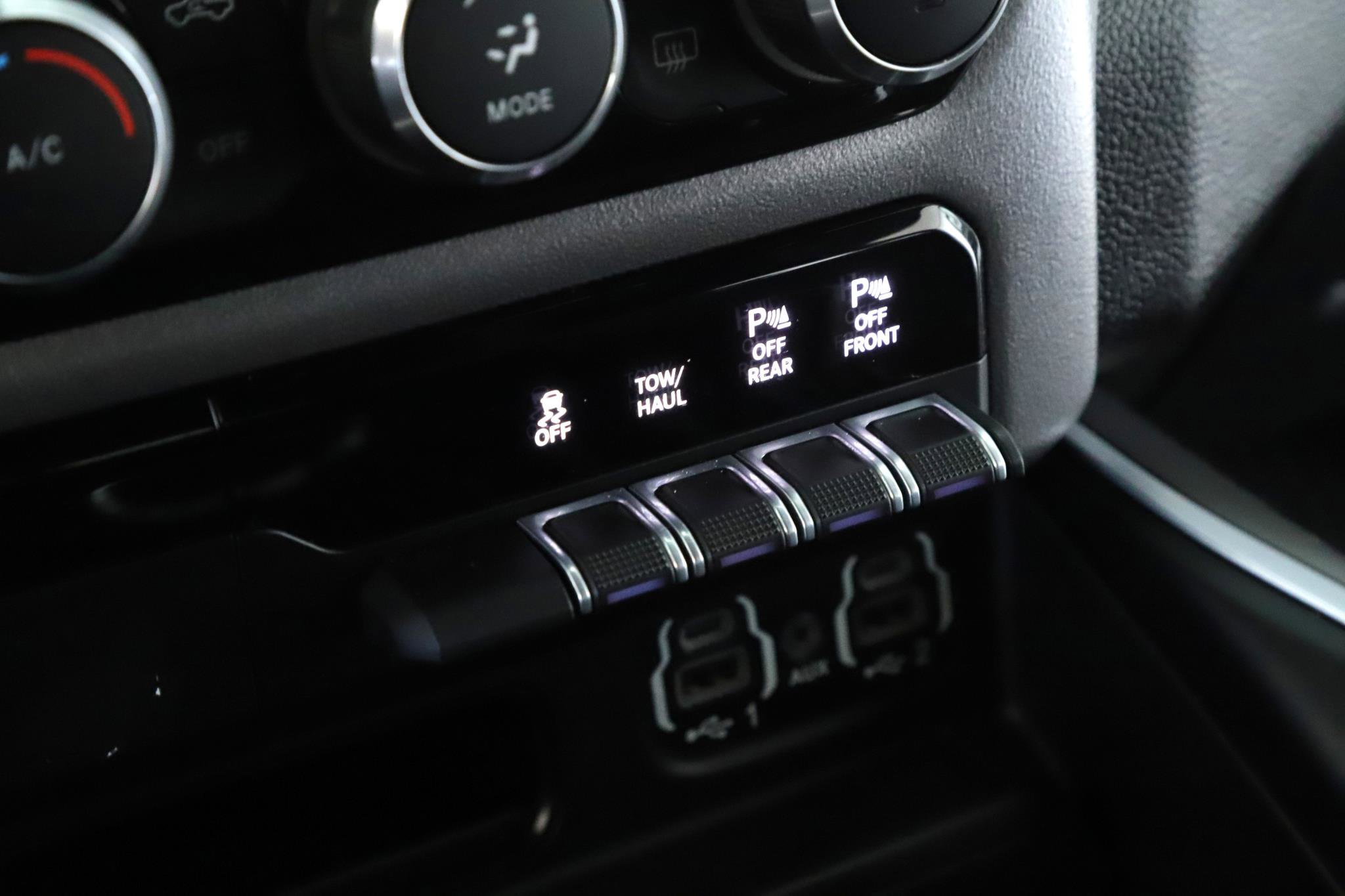 Used 2022 RAM 1500 Big Horn AWD/4WD image 15