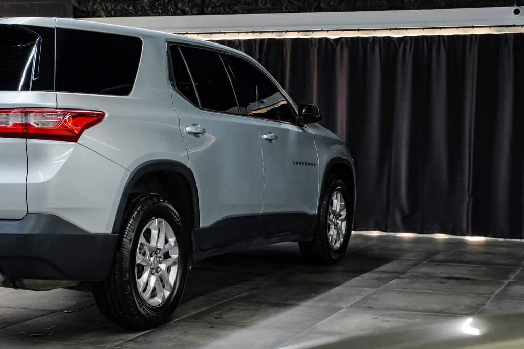 Used 2020 Chevrolet Traverse LS w/ LPO, Blackout Package image 12