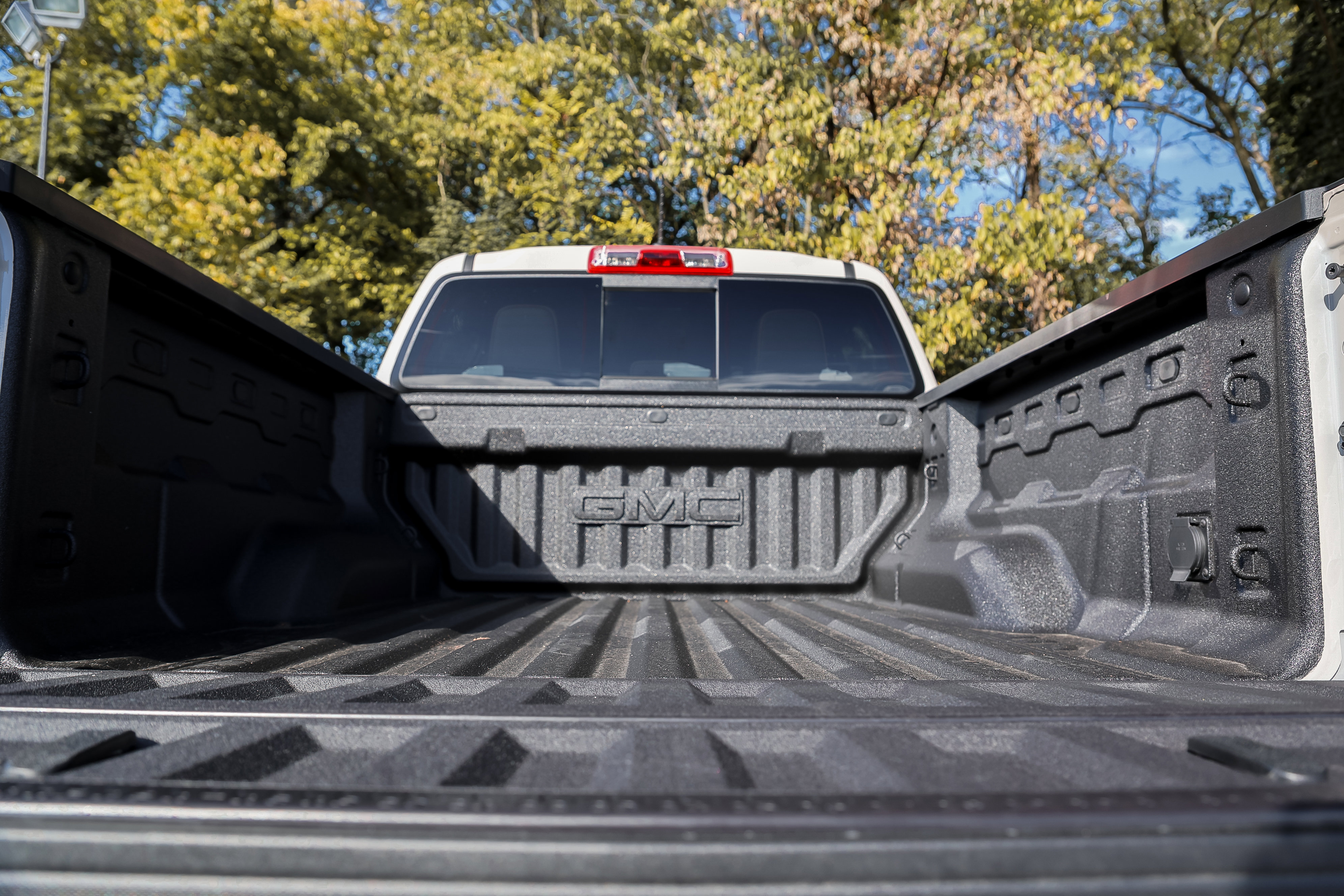 New 2026 GMC Canyon AT4 image 9