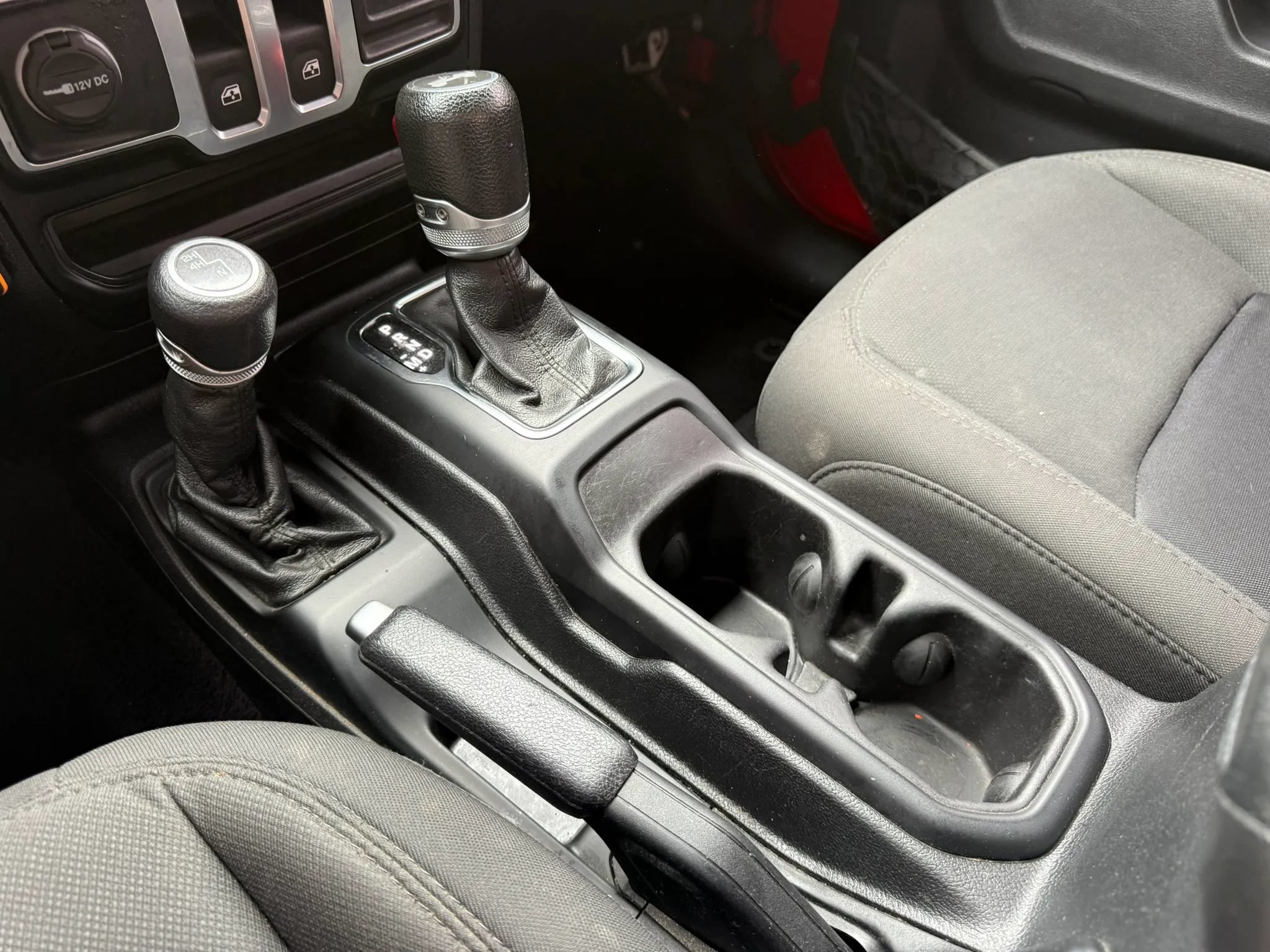 Used 2021 Jeep Wrangler Sport AWD/4WD image 21