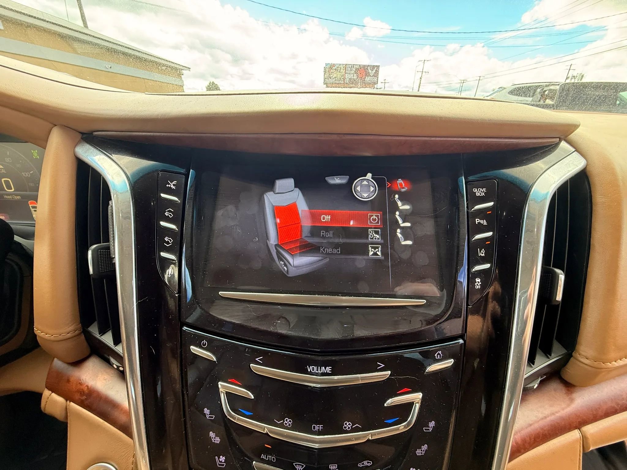 Used 2015 Cadillac Escalade Platinum AWD/4WD image 22