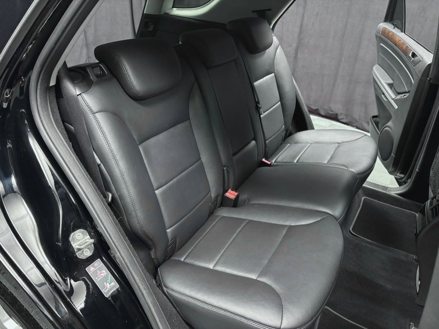 Used 2010 Mercedes-Benz ML 550 4MATIC image 32