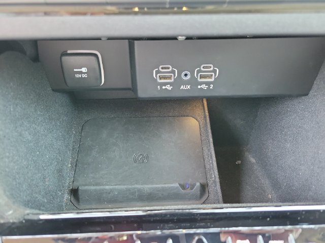 Used 2024 Jeep Wagoneer Series II w/ Flexible Seating Group RWD image 26