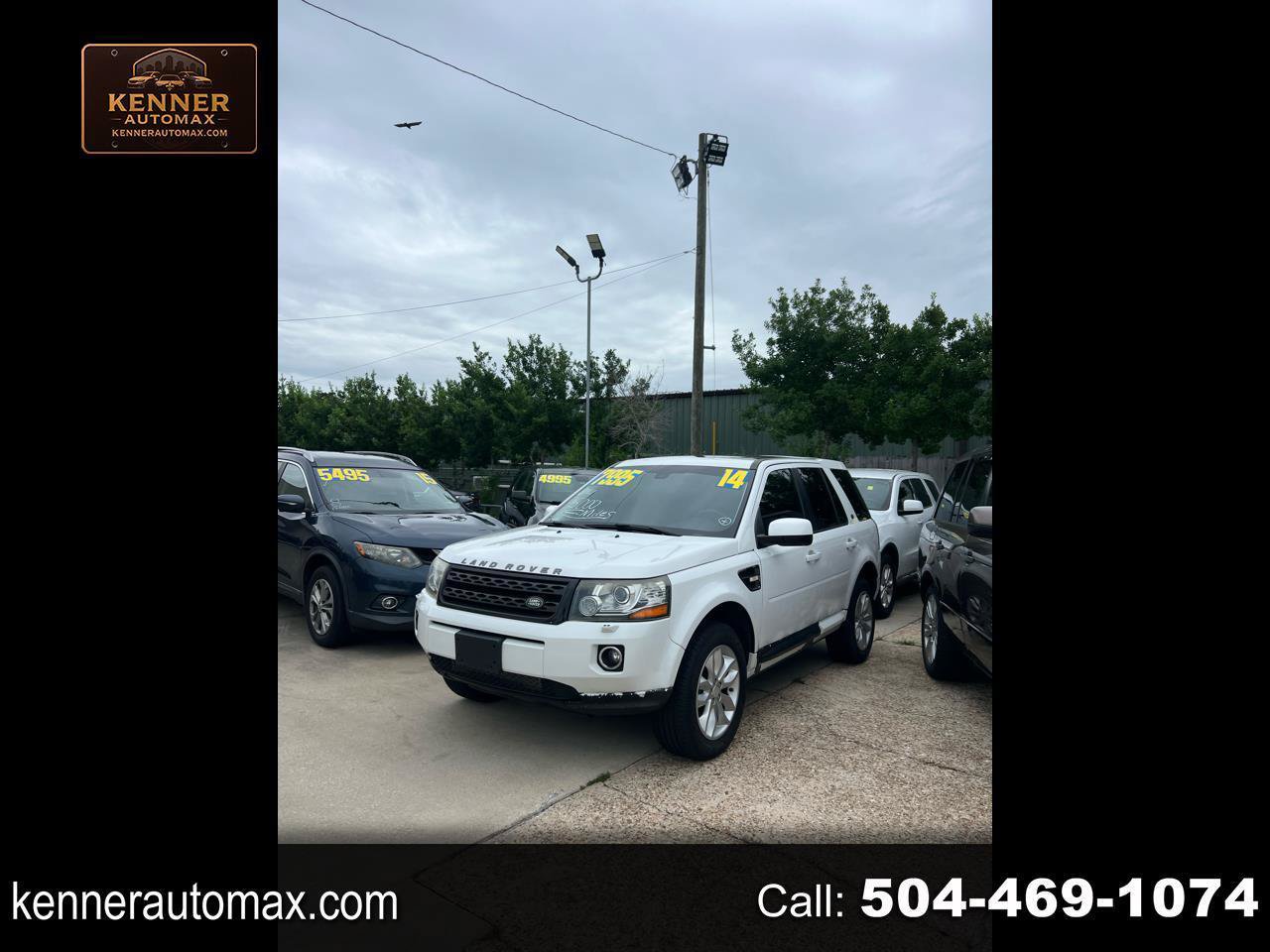 Used 2014 Land Rover LR2 AWD/4WD image 1
