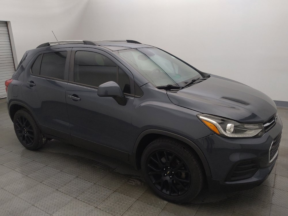 Used 2021 Chevrolet Trax LT w/ Sport Edition FWD image 11