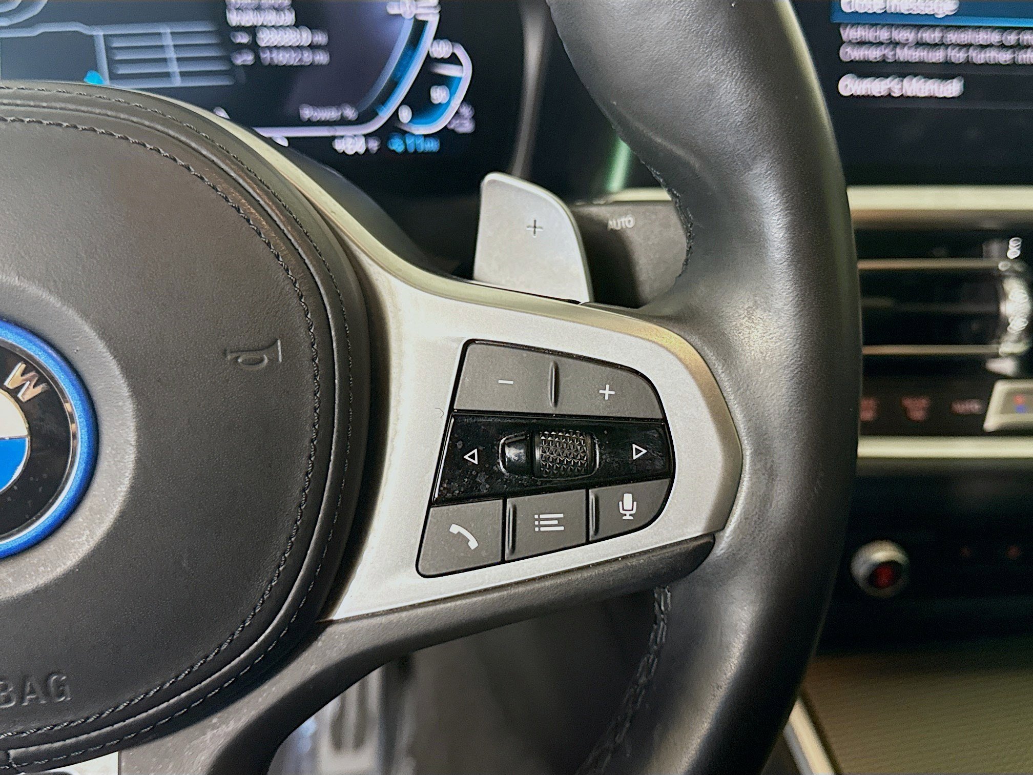 Used 2022 BMW 330e w/ M Sport Package image 15