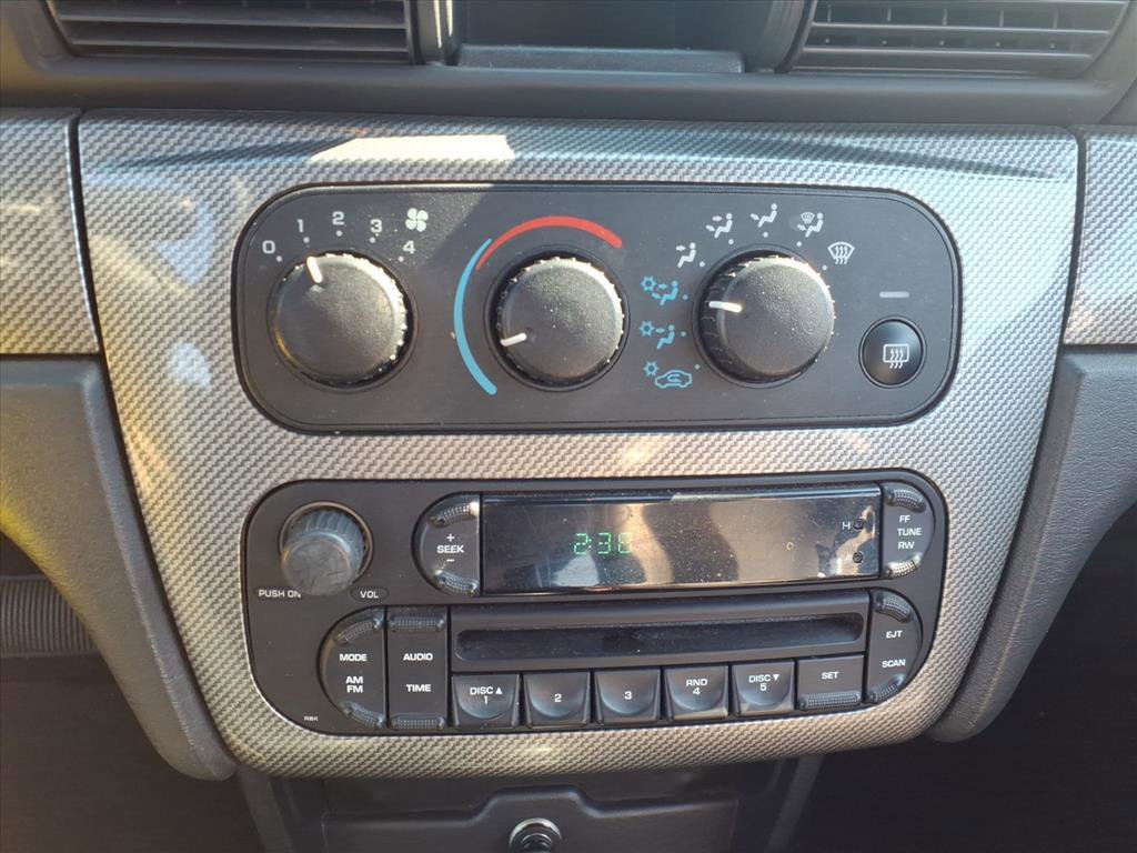 Used 2006 Chrysler Sebring GTC w/ Security Group image 12