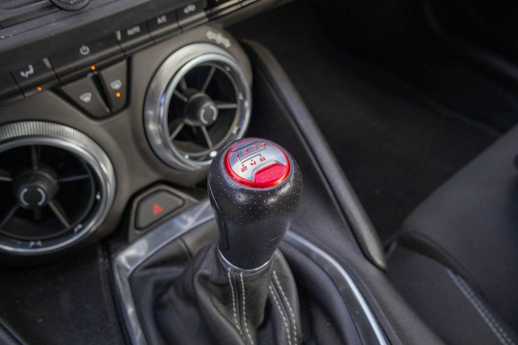 Used 2019 Chevrolet Camaro SS image 19