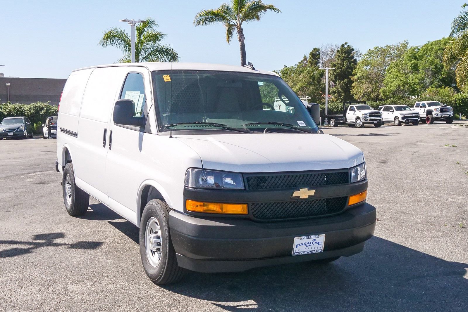New 2026 Chevrolet Express 2500 w/ Driver Convenience Package image 3