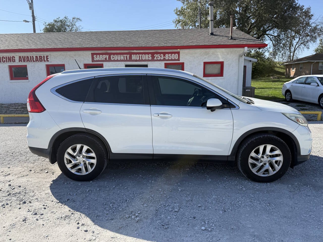 Used 2015 Honda CR-V EX-L image 2