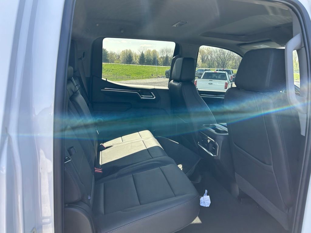 Used 2025 GMC Sierra 1500 Elevation w/ Elevation Premium Package image 13
