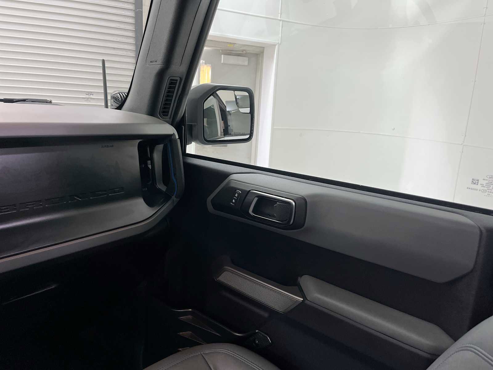 Used 2022 Ford Bronco Black Diamond AWD/4WD image 11