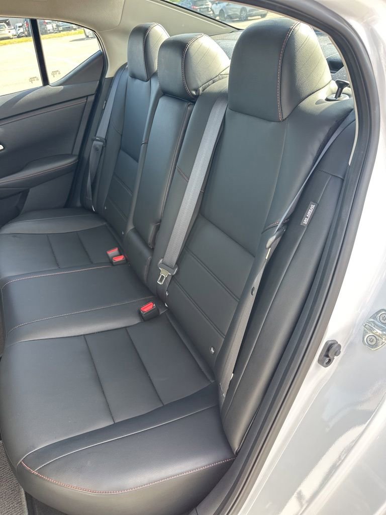 Used 2024 Nissan Sentra SR w/ SR Premium Package FWD image 16